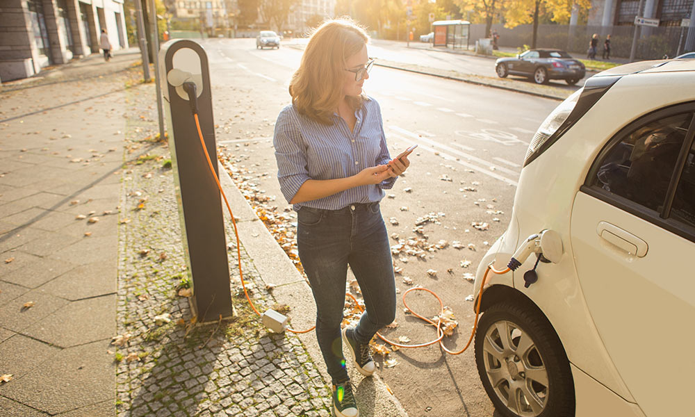 Featured image for “The national car rentals are pushing customers to rent electric vehicles”